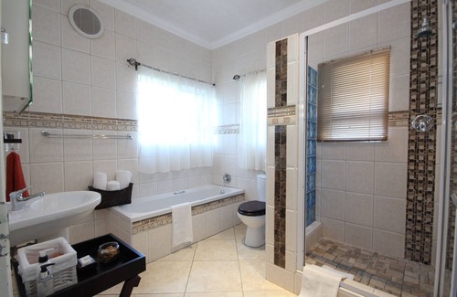 Pniel House | Lumley's Place Guest House