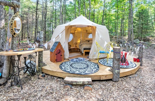 Acton RV Rental | Luna BOHO glamping at its best.