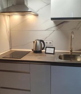 Alcala de Guadaira Apartment | LUNA-Guest Rooms