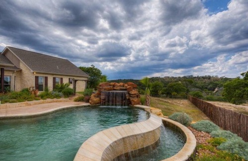 Kerrville House | Luna Vista