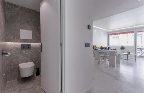 Cannes City Centre Apartment | Lunique Maubourg - Next Hôtel Martinez - terrasse