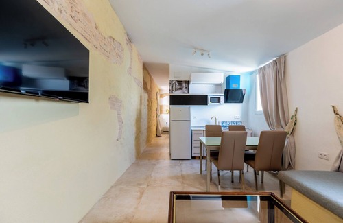 Cantillana Apartment | Lupercila 8 - One Bedroom Apartment, Sleeps 2