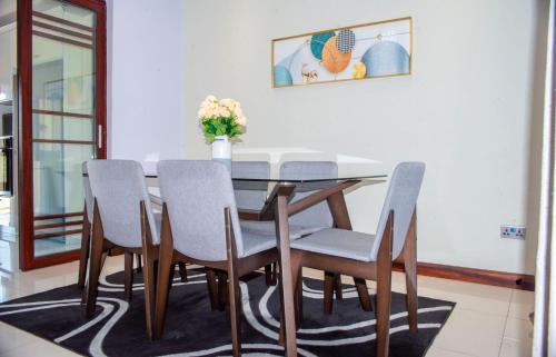 Lusaka Apartment | Lusaka Luxe - Your Private Oasis Awaits in the Heart of Zambia