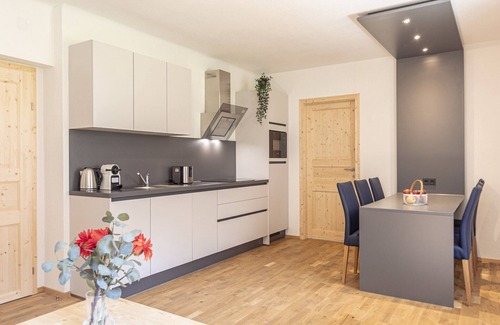 Eisenerz Apartment | Lush Apartment in Styria With Whirlpool