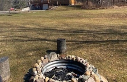Luther Cabin | Luther's Someday Ranch Retreat w/ 8 person Hot Tub!!