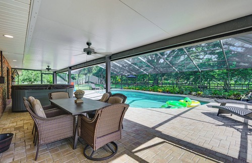 Bearss Plaza House | Lutz Home w/Game Room: 7 Mi to Adventure Island!