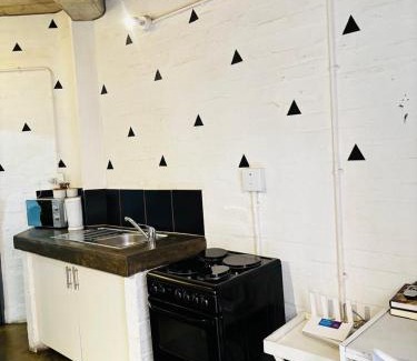 Downtown Johannesburg Apartment | Luu's