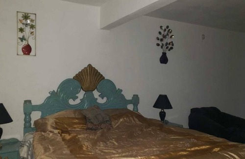 Florence Hall Village Apartment | Luvie's Chill Spot