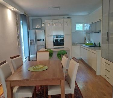 Sveti Stefan Apartment | Lux Apartman Sofia