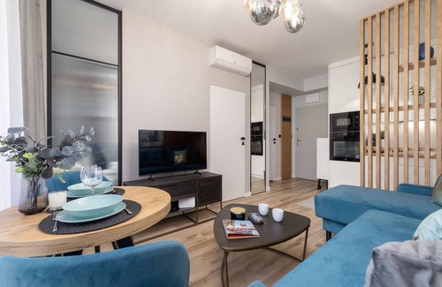 Krowodrza Apartment | Lux Krakow Apartment by Renters Prestige