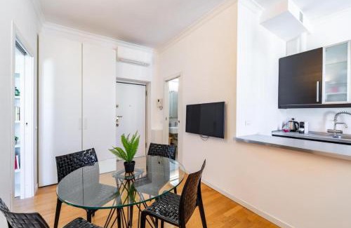 Zona Solari Apartment | Lux Navigli Center Milan