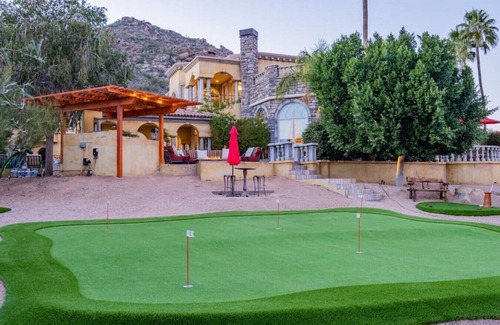 Carefree House | Lux Scottsdale/Carefree family retreat golf pool