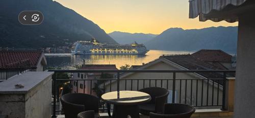 Kotor Apartment | Lux Seaside Residence 1