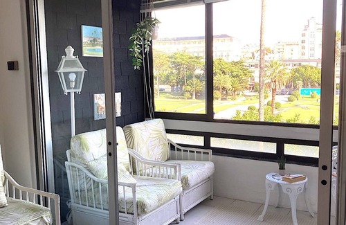 Estoril Apartment | Lux Studio steps to the beach facing Estoril Casino Gardens
