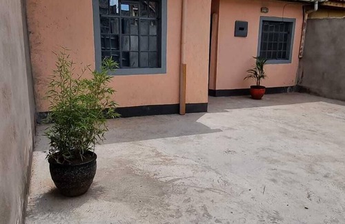 Nairobi House | Lux Suites 2 Bedroom Donholm Bungalow