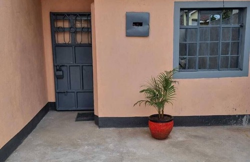 Nairobi House | Lux Suites 2 Bedroom Donholm Bungalow