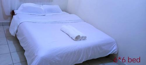 Mbotela Apartment | Lux suites Roverpark Apartment South B