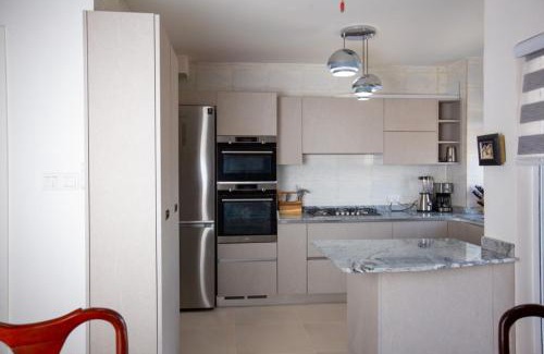 Nungua Apartment | LuxDomus
