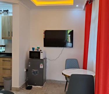 Naivasha Villa | Luxe 1 bedroom chui Villa View