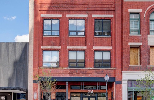 Downtown Wilmington Apartment | Luxe 220, Unit 2 - Front Street Suite, Managed by BlueStar Real Estate