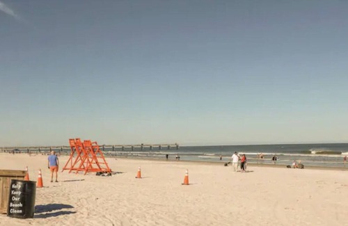 Golden Glades - The Woods Apartment | Luxe Apartment near Jacksonville Beach