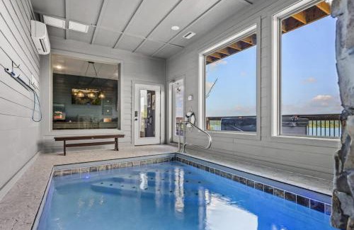 Sevierville House | Luxe at Lake Haven - Pool Hot Tub and Game Room