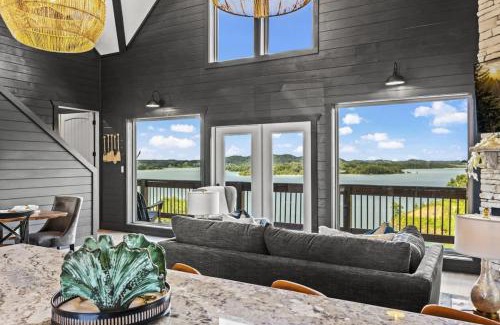 Sevierville House | Luxe at Lake Haven - Pool Hot Tub and Game Room