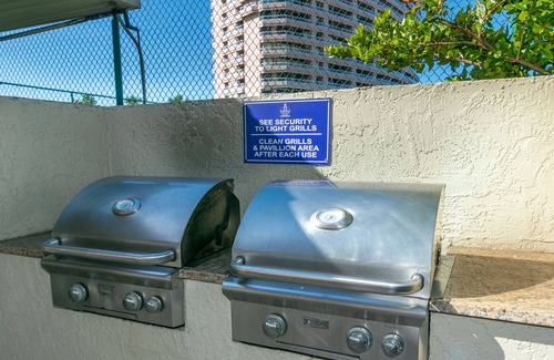 Sand Key Condo | LUXE Beachfront Condo w/ huge balcony on Sand Key Gulf & Resort-like Amenities