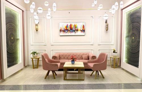 Noida Apartment | Luxe Haven - A luxury retreat