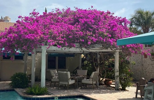 Delray Beach Cottage | Luxe Hideaway with Pool & Garden