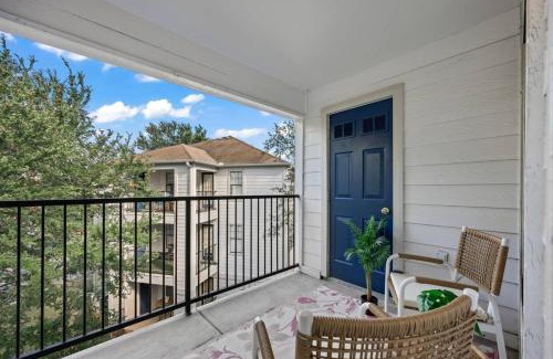 Pleasant Valley Apartment | Luxe Oasis near downtown, pool, free parking