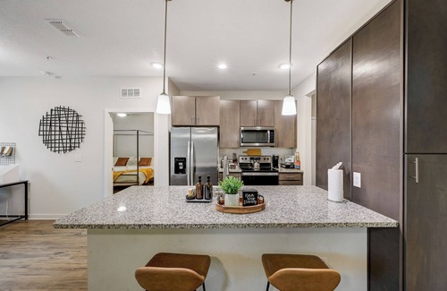 Deerwood Apartment | Luxe Poolside Condo, King Bed, Near Mayo Clinic, St Johns Town Center & Beaches