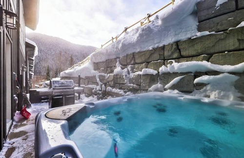 Sun Peaks House | Luxe Townhome: Minutes From The Slopes