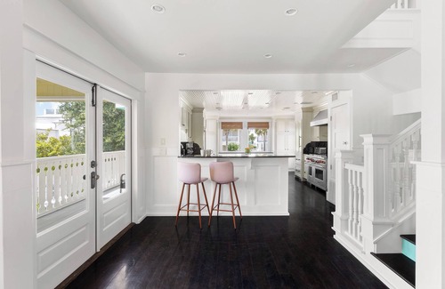 Crystal Shores House | Luxe Villa near Beach, Pool + HotTub, Chef's Kitchen | Woodward Way by AvantStay