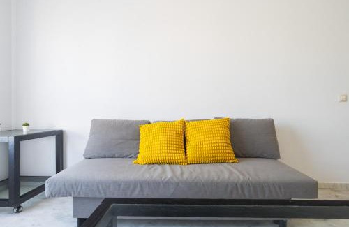 Bormujos Apartment | LuxSevilla Moderno Piscina Free Parking
