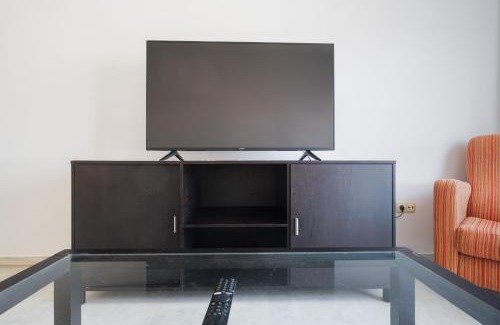 Bormujos Apartment | LuxSevilla Moderno Piscina Free Parking