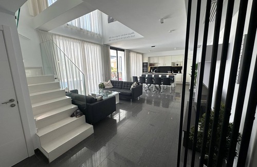San Fulgencio Villa | Luxuary Villa with large outdoor area and swimming pool and children's play area