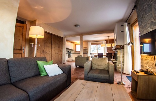 Saint-Francois-Longchamp Ski Chalet | Luxurious chalet near the ski-slopes