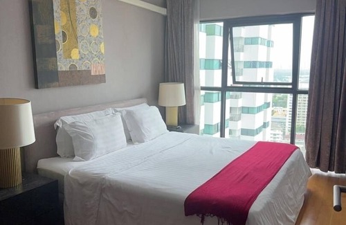 Thung Maha Mek Apartment | Luxurious Apartment Avail in Prime Location. Private room