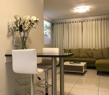 Windhoek Apartment | Luxurious 1 Bedroom Flat No 1 in Windhoek
