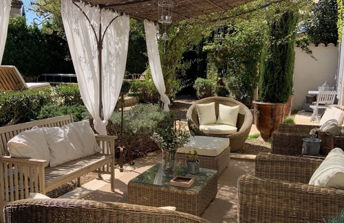 Boulbon House | LUXURIOUS 18TH CENTURY MAISON DE MAITRE - 350M2 - GARDEN - HEATED POOL
