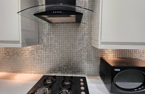 Westbourne Green Apartment | Luxurious 2 Bedroom Flat in Bayswater near Paddington Station and Hyde Park.