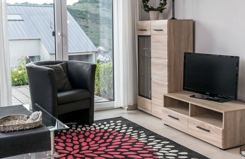 Dieblich Apartment | Luxurious 4 * new apartment, 75sqm + 55sqm Mosel Castle View, Koblenz / Dieblich