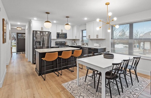 Northeast Minneapolis House | Luxurious and Comfortable Duplex!
