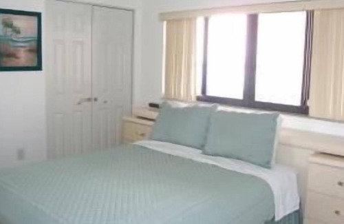 Sand Key Condo | Luxurious Beach Front condo