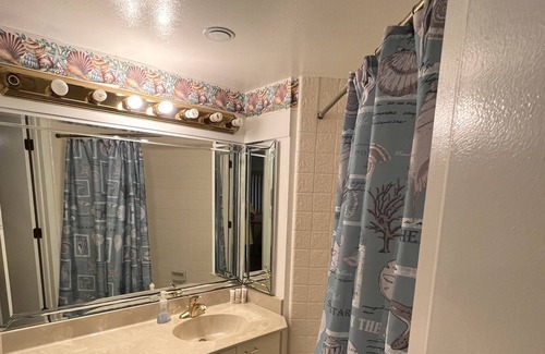Sand Key Condo | Luxurious Beach Front condo