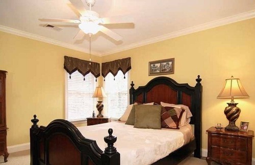 Irmo House | Luxurious Corporate Home (Miinutes from LAKE MURRAY)!!