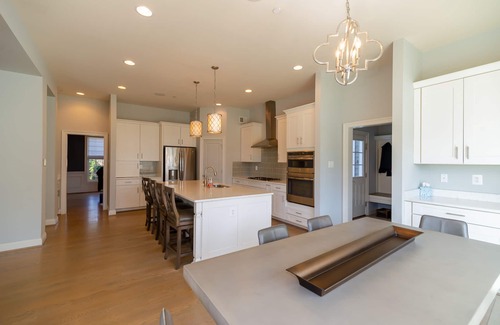 Sparks Glencoe House | Luxurious Entertainers Dream Home in Sparks