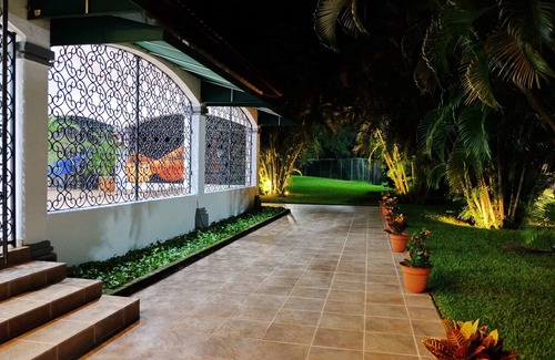 Ticuantepe House | Luxurious Estate In The Heart Of Many Natural Attractions In Nicaragua!