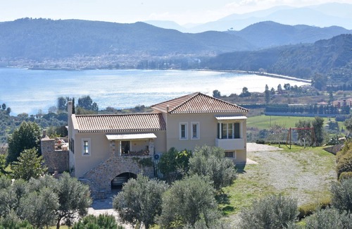 Gythio Villa | Luxurious Family-Friendly Villa, with modern equipment, peaceful location.